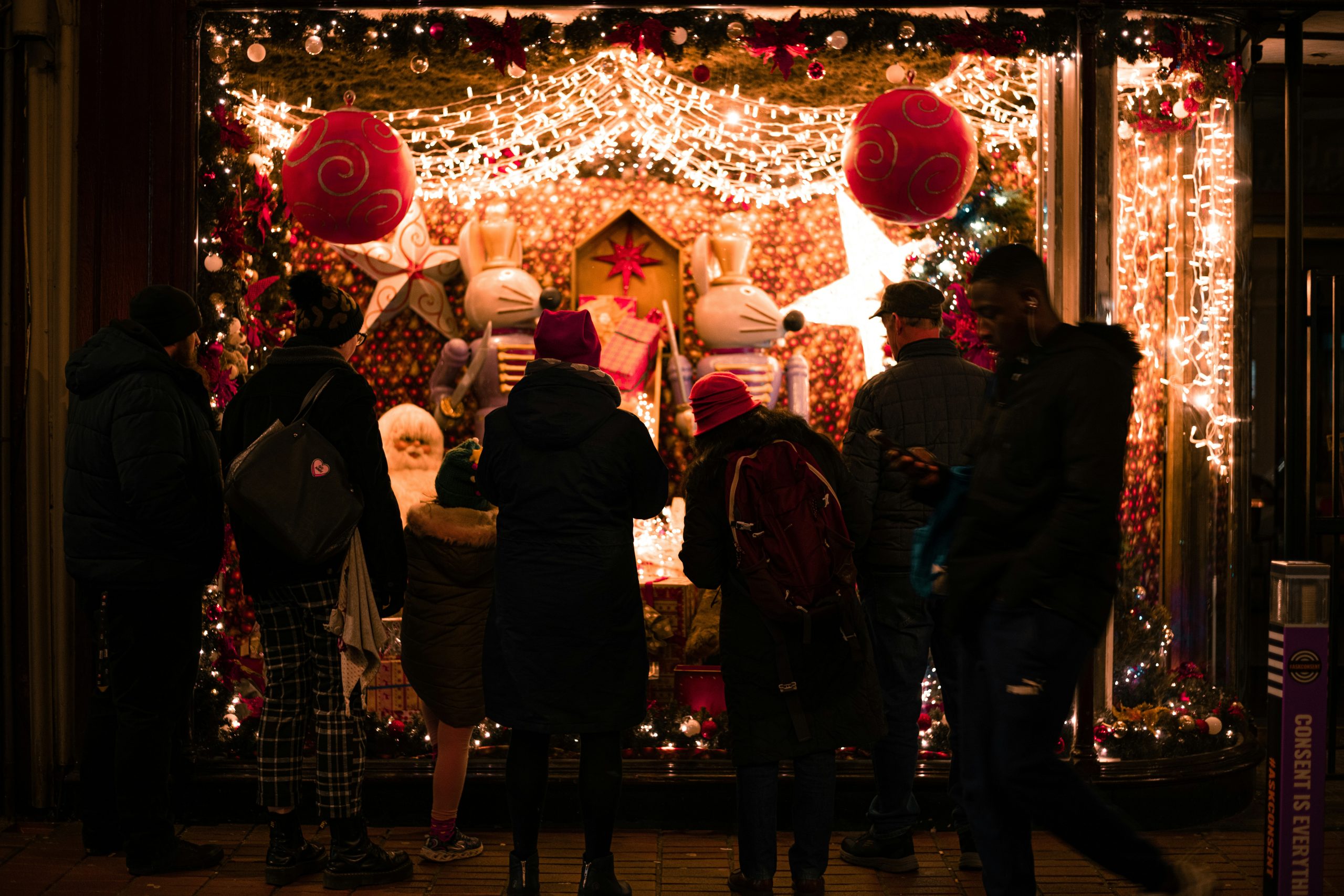 How to Use Influencer Marketing to Drive Holiday Travel in 2025